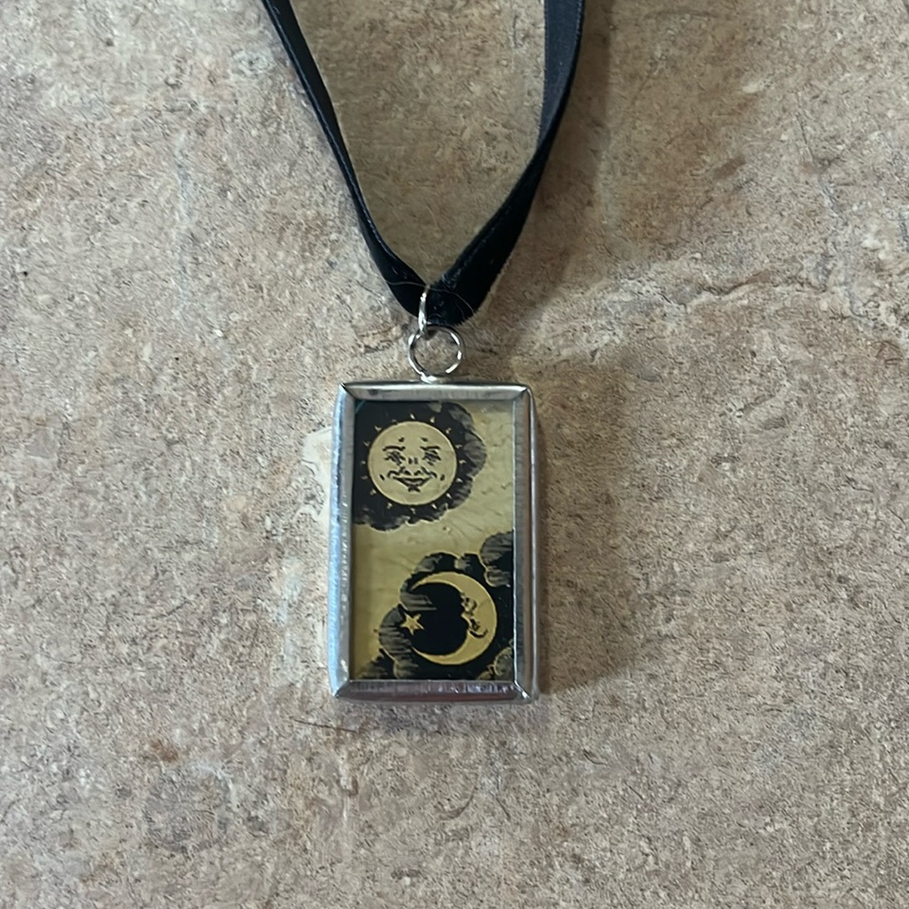 DIY necklace/choker
